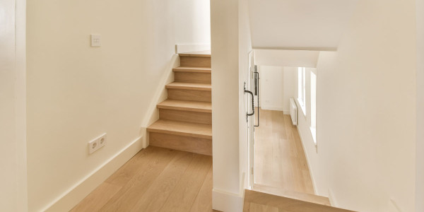Rehabilitación / Reformas de Casas Fresnedillas de la Oliva · Reformas de Escaleras y Pasillos